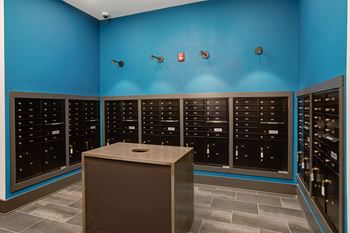Package service lockers